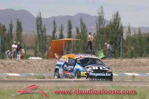 Alonso corre cerca de su casa - TN Clase 3 2007